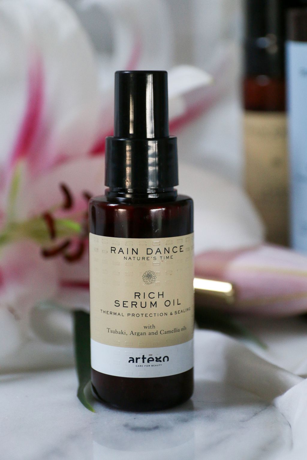 Hair Serum: What Is It and How Do You Use It?